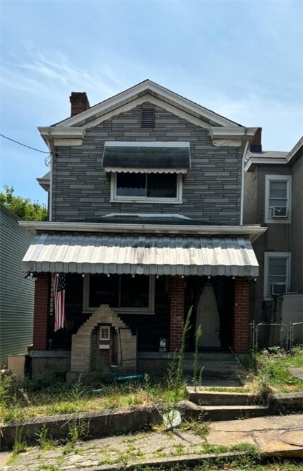 39 McKinnie Ave, Mc Kees Rocks, PA 15136