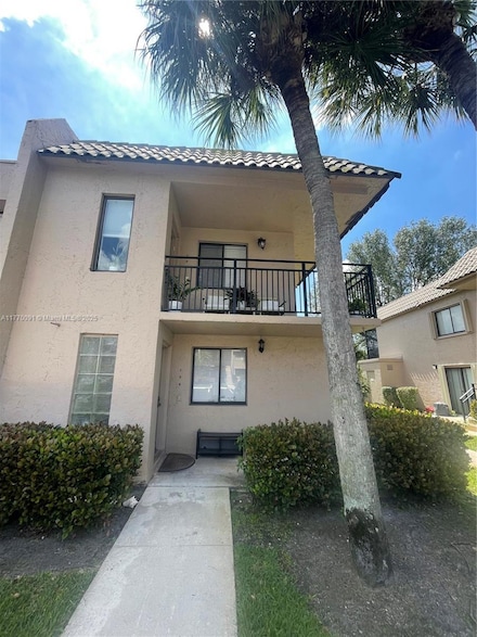 370 Racquet Club Rd Unit 206, Weston, FL 33326