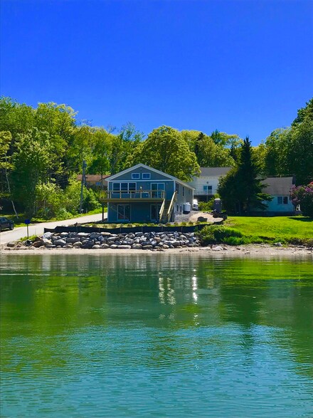 15 Mckinney Rd, Harpswell, ME 04079