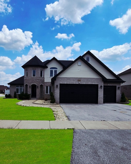 19811 Margaret Ct, Lynwood, IL 60411