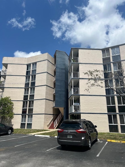 6955 NW 186th St Unit F505, Hialeah, FL 33015