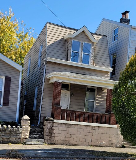 1304 Holman Ave, Covington, KY 41011