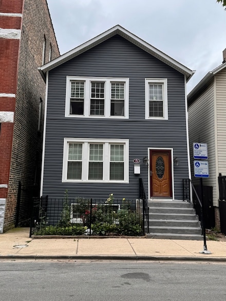 736 N Ada St, Chicago, IL 60642
