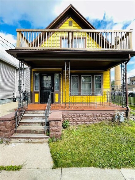 786 Northampton St, Buffalo, NY 14211