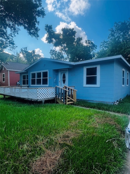 2010 Bogatto St, La Marque, TX 77568
