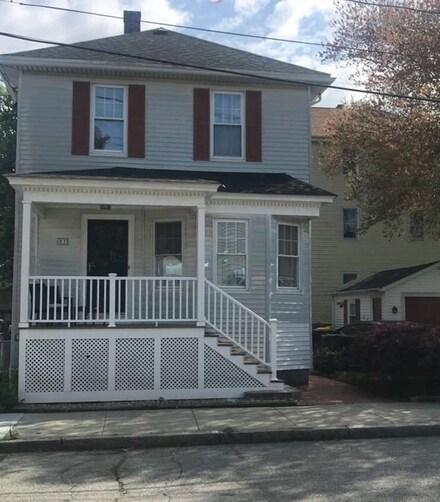 87 Eaton St, Fall River, MA 02723