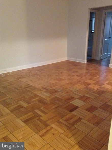1726 N Quinn St Unit 207, Arlington, VA 22209