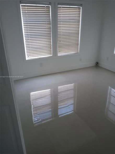 249 E 3rd St, Hialeah, FL 33010