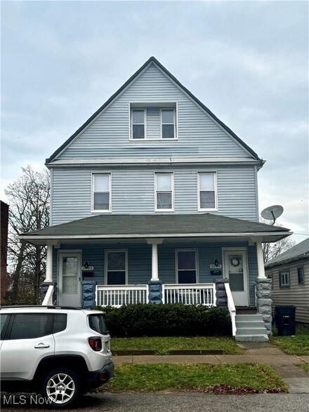 6000 Wakefield Ave, Cleveland, OH 44102