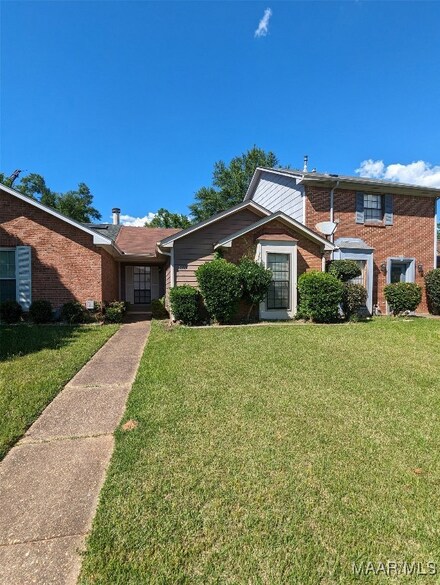566 Hollow Wood Rd, Montgomery, AL 36109