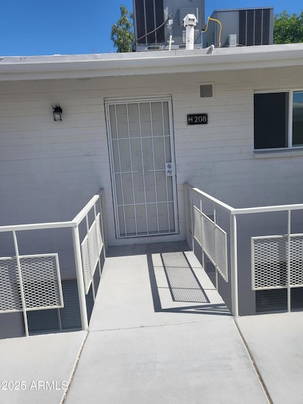 920 N 82nd St Unit H208, Scottsdale, AZ 85257