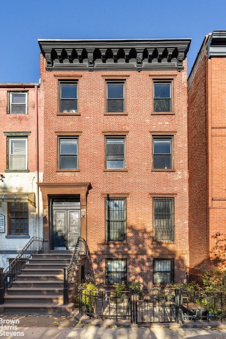 7 E 129th St, New York, NY 10035