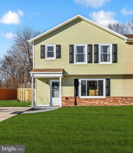 4 Greenwich Dr, Westampton, NJ 08060