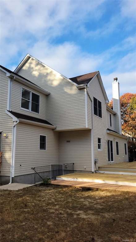 414 Railroad Ave, Center Moriches, NY 11934