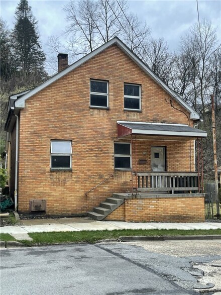 1012 8th St, Ambridge, PA 15003