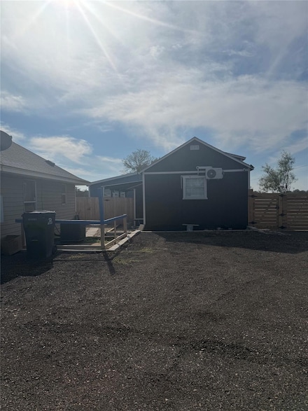 217 State Highway 21 W, Cedar Creek, TX 78612