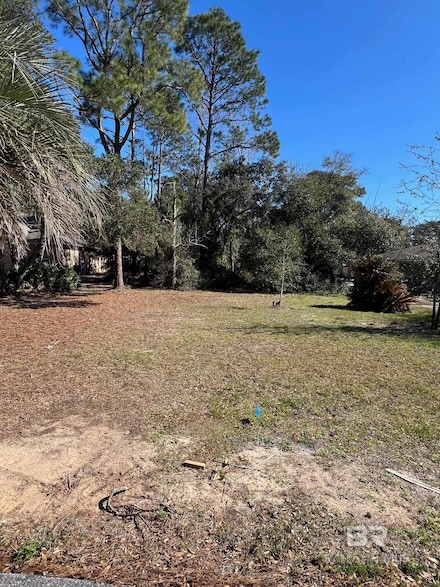433 Hilltop Dr, Gulf Shores, AL 36542