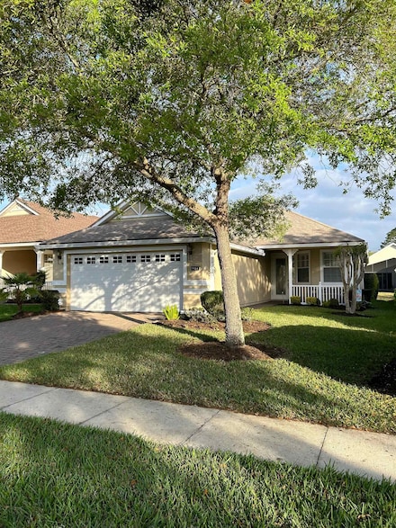 944 Hazeltine Ct, Saint Augustine, FL 32092