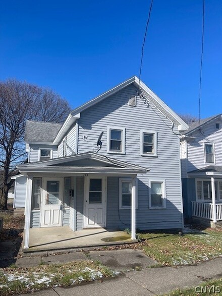 244 Syracuse Ave, Oswego, NY 13126