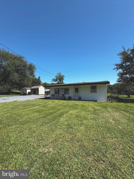 2045 Old Harrisburg Rd, Gettysburg, PA 17325