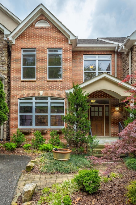 254 Berry Patch Ln, Chattanooga, TN 37405