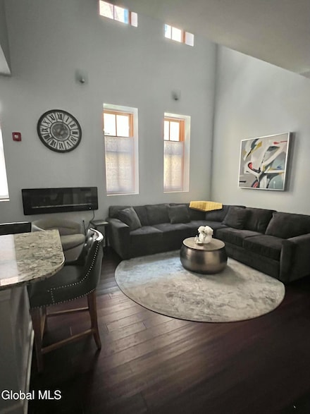 5 Spring St Unit 101, Saratoga Springs, NY 12866