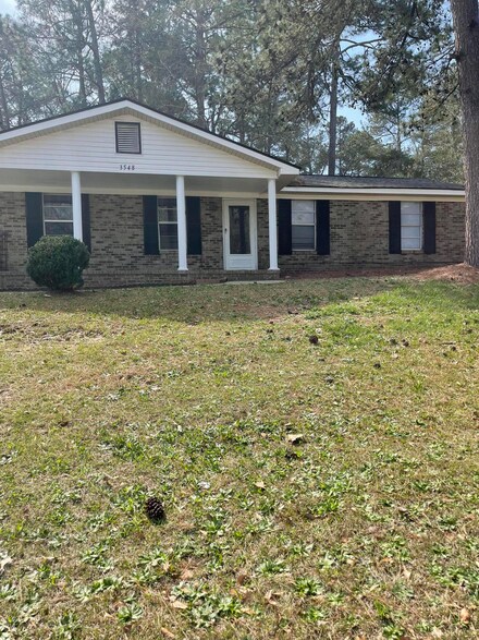 3548 Woodlake Rd, Hephzibah, GA 30815