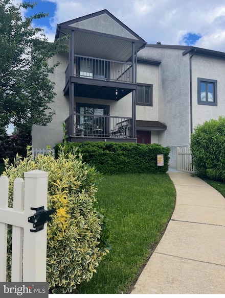 801 Cambridge Cir, Clifton Heights, PA 19018