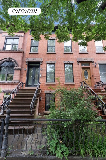 607 Halsey St, Brooklyn, NY 11233