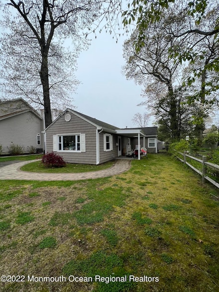 451 Harnell Ave, Oakhurst, NJ 07755