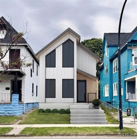 358 Massachusetts Ave, Buffalo, NY 14213