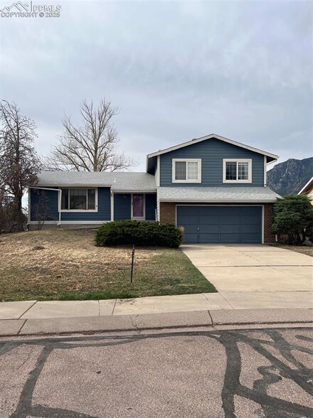 785 Bayfield Dr, Colorado Springs, CO 80906