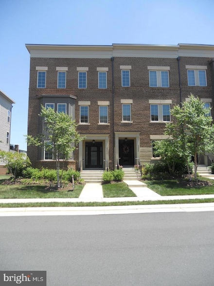 22806 Breezy Hollow Dr, Ashburn, VA 20148