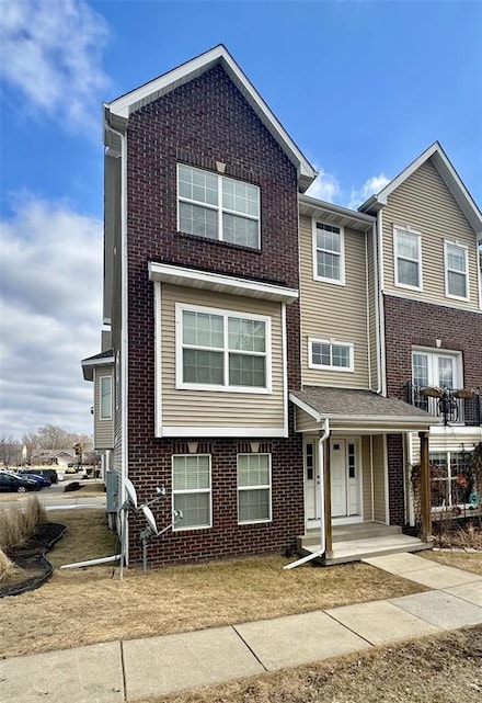 9160 Greenspire Dr Unit 118, West Des Moines, IA 50266