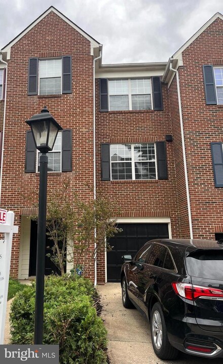 7719 Marshall Heights Ct, Falls Church, VA 22043