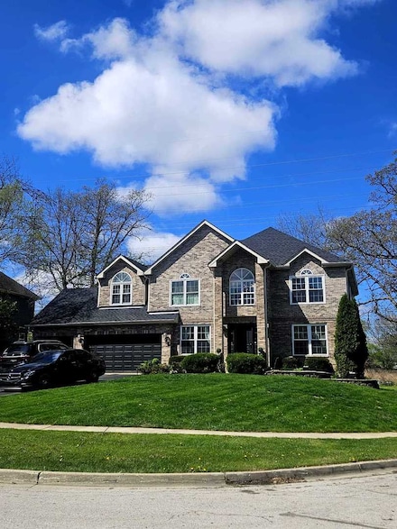 80 Chestnut Ct, Elgin, IL 60120