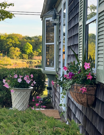 7 George St, Barnstable, MA 02630