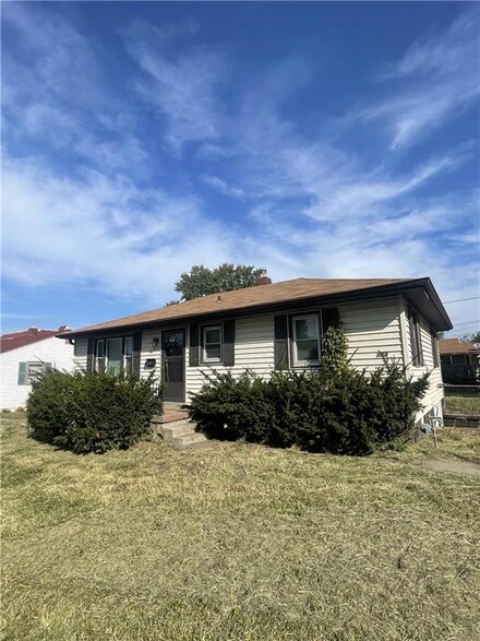 1835 Clay St, Saint Joseph, MO 64501