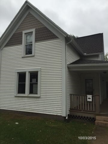 1553 Dunham St, South Bend, IN 46619