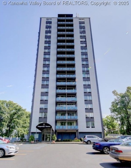 1800 Roundhill Rd Unit 1007, Charleston, WV 25314