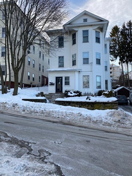 10 Alpine St, Worcester, MA 01610