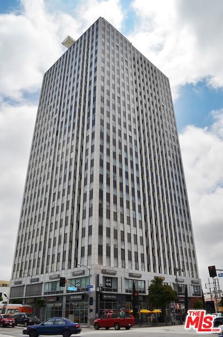 3810 Wilshire Blvd Unit 410, Los Angeles, CA 90010