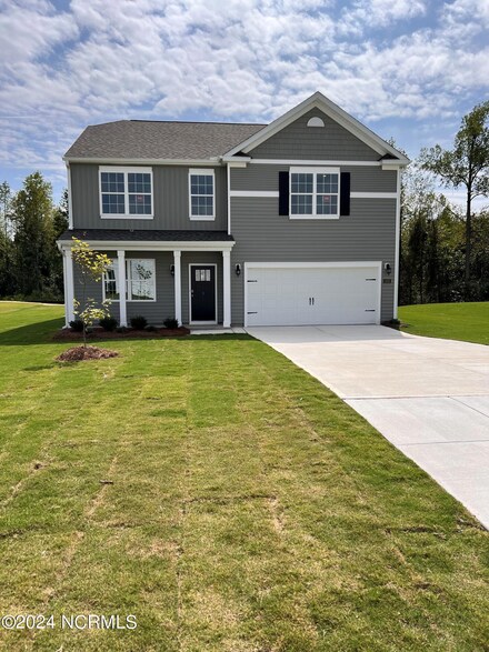 1035 Shoreline Dr, Vass, NC 28394