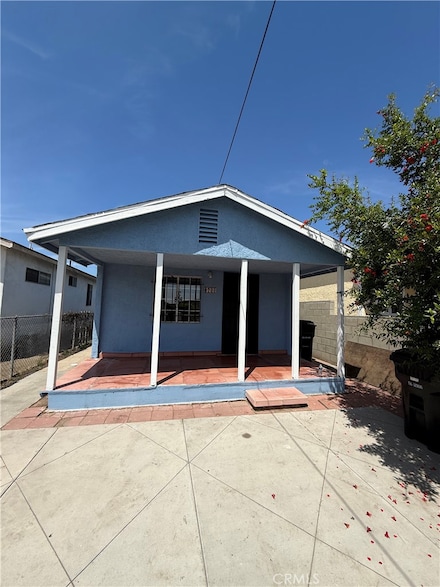 8711 Beach St, Los Angeles, CA 90002