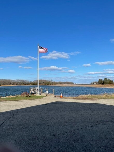 138 Main St Unit 7A, Essex, MA 01929