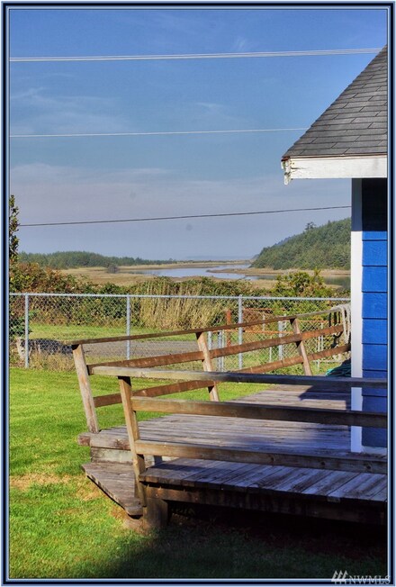 5 Copalis Beach Rd, Copalis Beach, WA 98535