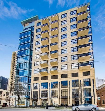 101 W Superior St Unit 601, Chicago, IL 60654