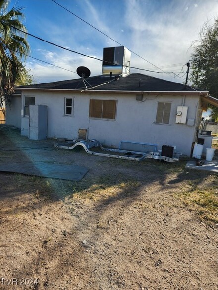 1401 E Clark Ave, Las Vegas, NV 89101