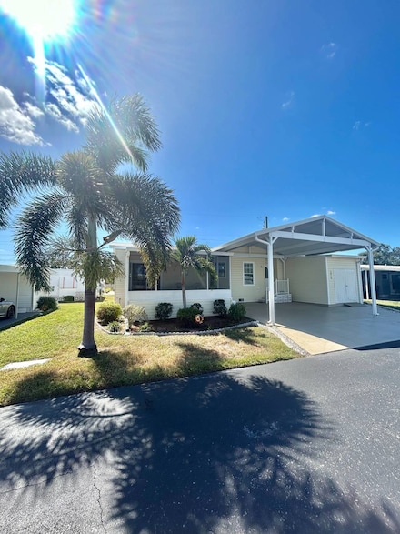 1016 52nd Ave W, Bradenton, FL 34207