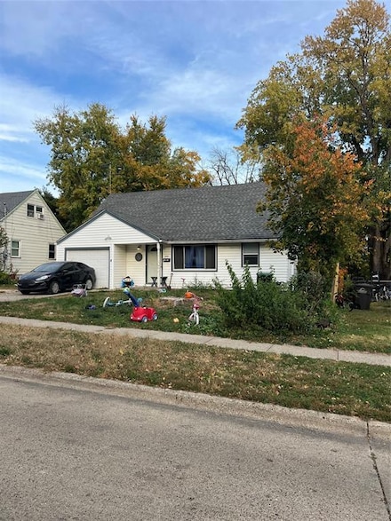 7307 SW 13th St, Des Moines, IA 50315